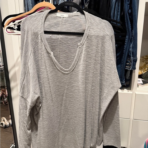 TALULAH Tops - TALULAH Light Gray Long Sleeve Top